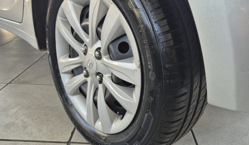 
								Hyundai HB20 1.6 Comfort Plus (Flex) full									