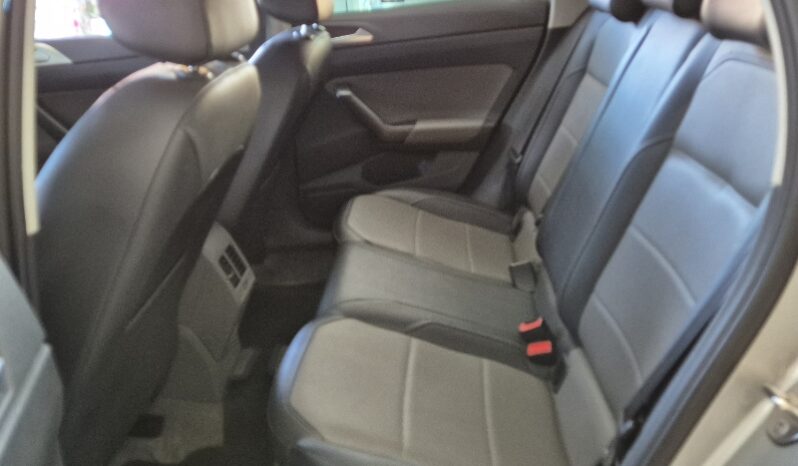 
								Volkswagen Polo 1.0 200 TSI Highline (Aut) (Flex) full									