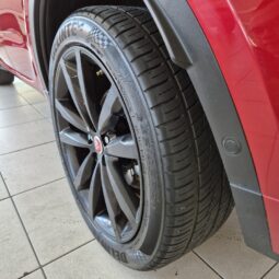 Jaguar E-Pace 2.0 P250 R-Dynamic S 4WD