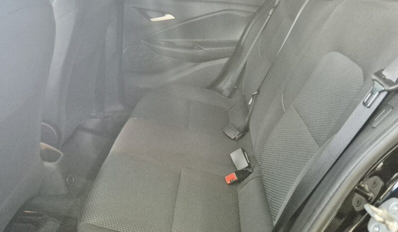 
								Chevrolet Onix LT 1.0 full									