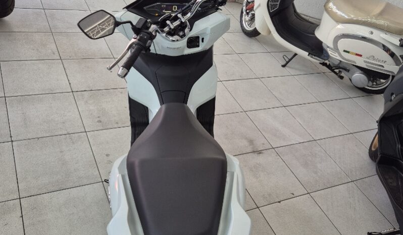 
								Honda PCX 160 ABS full									