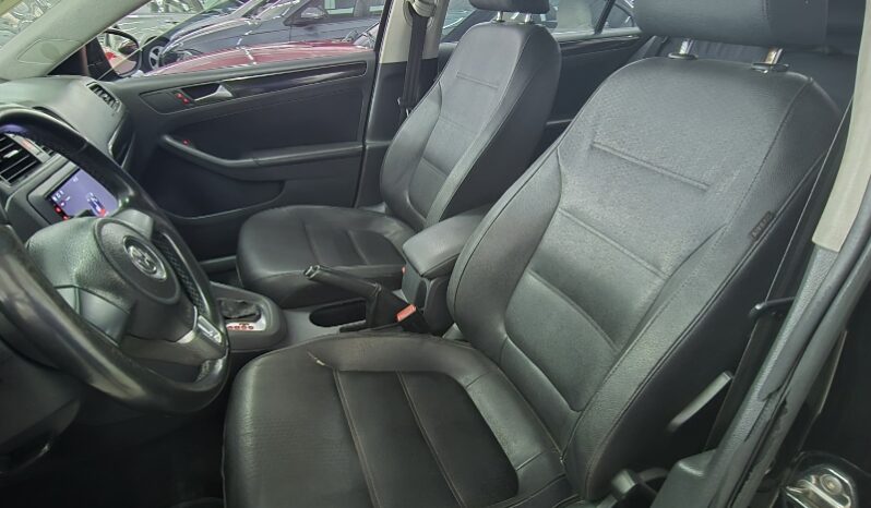 
								Volkswagen Jetta 2.0 Comfortline Tiptronic (Flex) full									