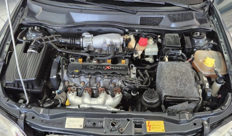 
								Chevrolet Astra Hatch Advantage 2.0 (Flex) full									