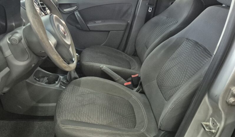 
								Fiat Palio Attractive 1.4 8V (Flex) full									