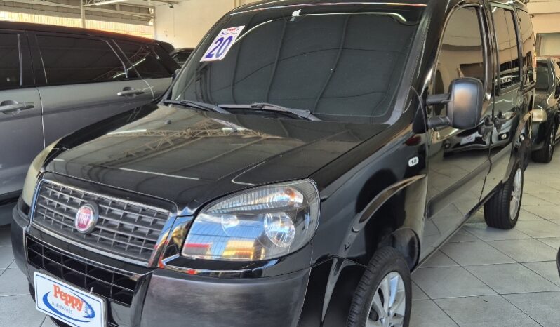 
								Fiat Doblò Essence 1.8 16V (Flex) full									