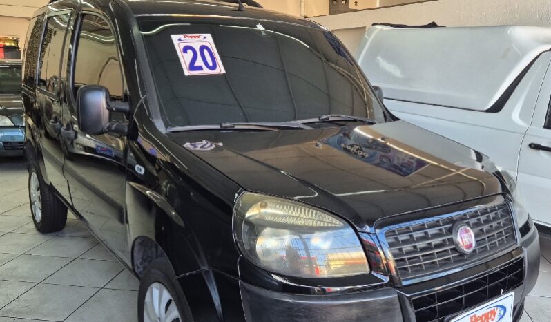 
								Fiat Doblò Essence 1.8 16V (Flex) full									