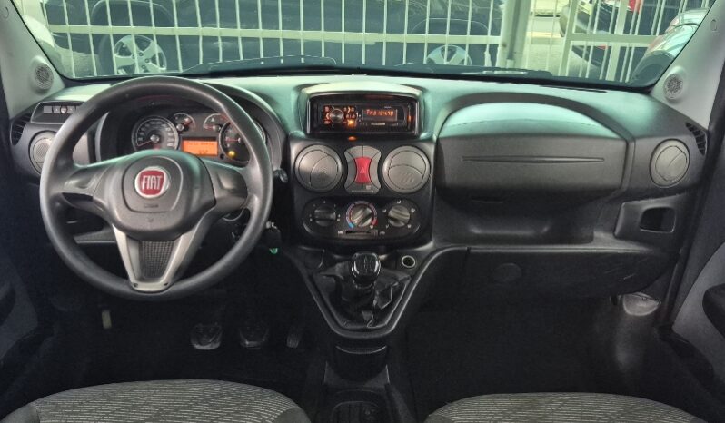 
								Fiat Doblò Essence 1.8 16V (Flex) full									