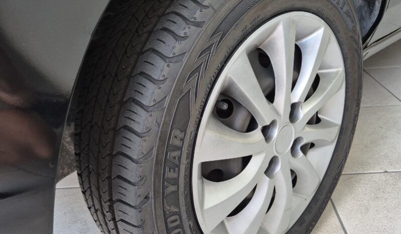 
								Fiat Doblò Essence 1.8 16V (Flex) full									