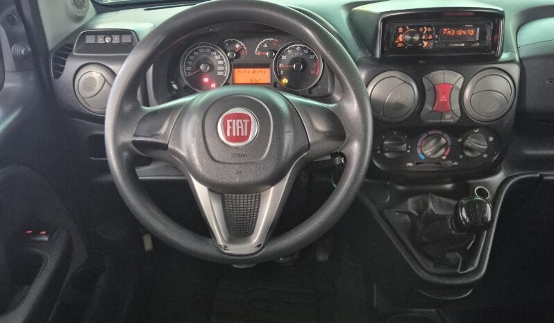 
								Fiat Doblò Essence 1.8 16V (Flex) full									