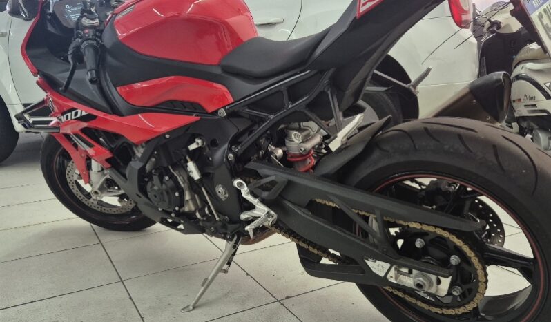 
								BMW S 1000 RR Premium full									