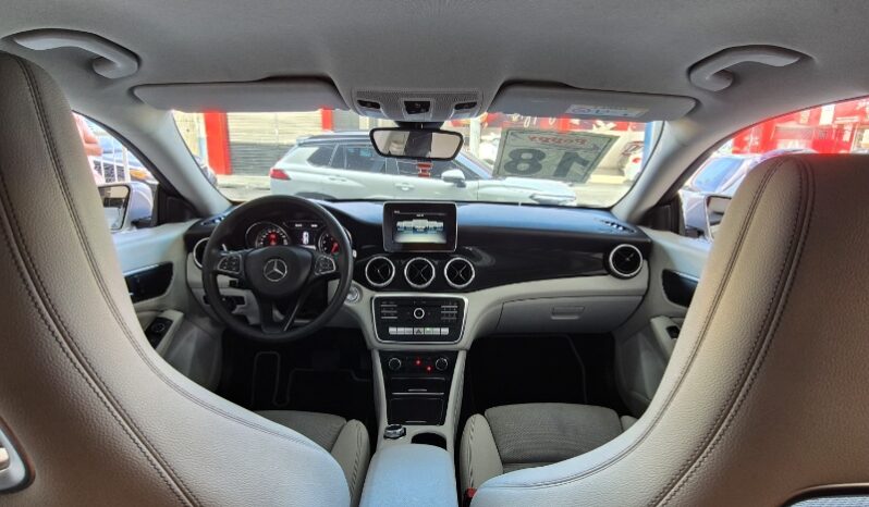 
								Mercedes-Benz CLA 180 1.6 CGI GASOLINA 7G-DCT full									