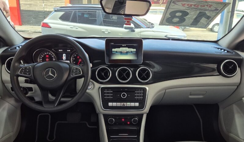 
								Mercedes-Benz CLA 180 1.6 CGI GASOLINA 7G-DCT full									