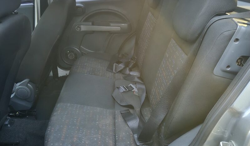 
								Fiat Uno Vivace 1.0 8V (Flex) 4p full									