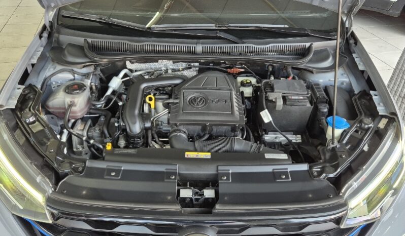 
								Volkswagen Nivus Highline 1.0 Turbo (Aut.) full									