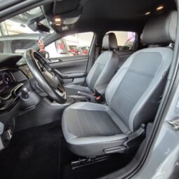 
										Volkswagen Nivus Highline 1.0 Turbo (Aut.) full									