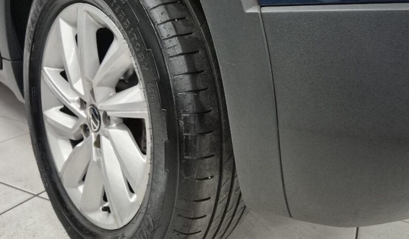 
								Volkswagen T-Cross 1.0 200 TSI 12V (Aut) (Flex) full									