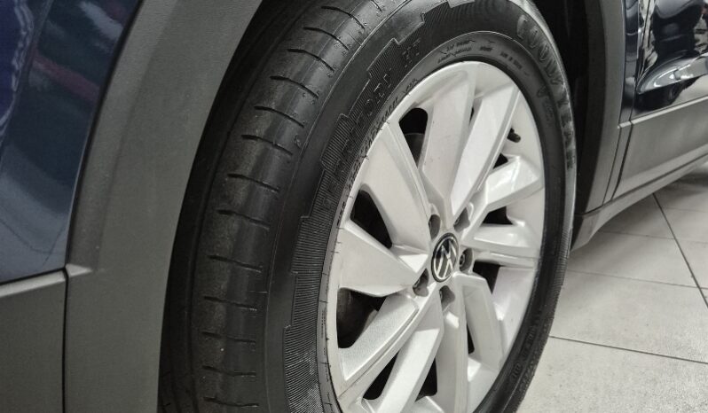 
								Volkswagen T-Cross 1.0 200 TSI 12V (Aut) (Flex) full									