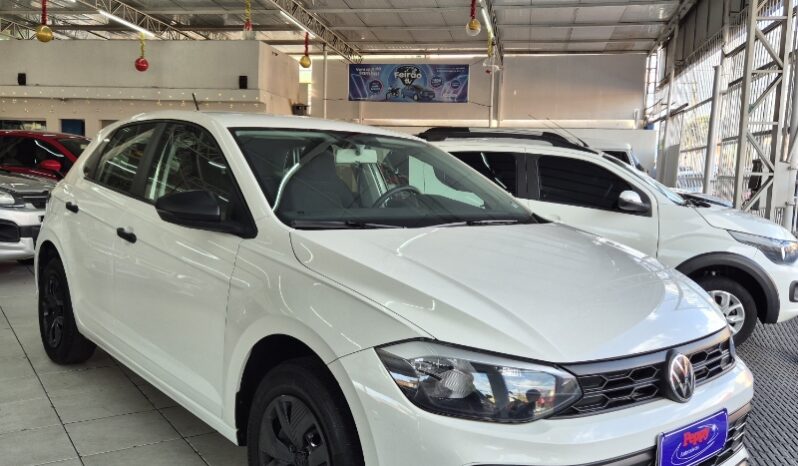 
								Volkswagen Polo Track 1.0 Flex 12V 5p full									