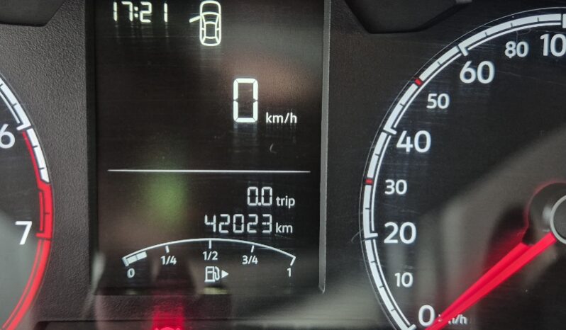 
								Volkswagen Polo Track 1.0 Flex 12V 5p full									