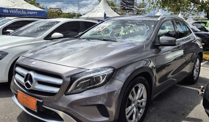 
								Mercedes-Benz GLA 200 GLA 200 1.6 Advance full									