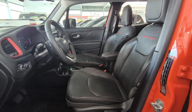 
								Jeep Renegade Trailhawk T270 4×4 AT9 full									