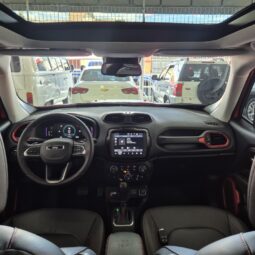 
										Jeep Renegade Trailhawk T270 4×4 AT9 full									