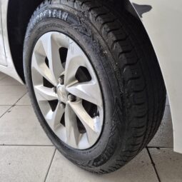 
										Chevrolet Onix Plus 1.0 LT II (Flex) full									