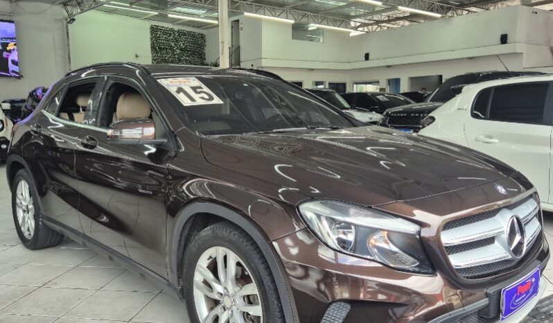 
								Mercedes-Benz GLA 200 GLA 200 1.6 Advance full									