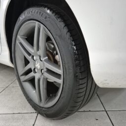 
										Peugeot 308 Quiksilver 1.6 16v full									