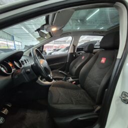 
										Peugeot 308 Quiksilver 1.6 16v full									