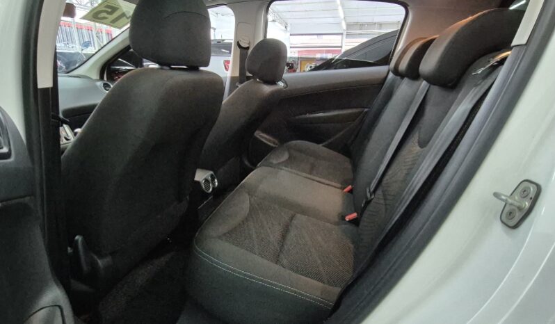 
								Peugeot 308 Quiksilver 1.6 16v full									