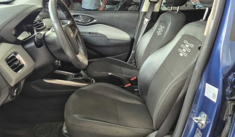 
								Chevrolet Onix 1.0 LT SPE/4 full									
