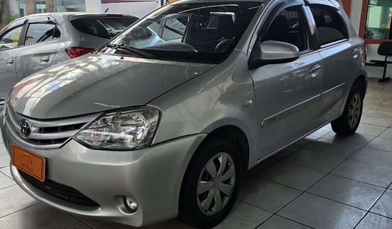 
								Toyota Etios XS 1.5 (Flex) full									
