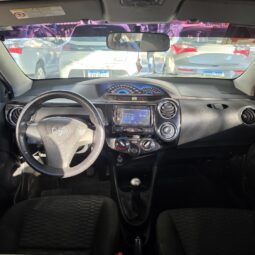 
										Toyota Etios XS 1.5 (Flex) full									
