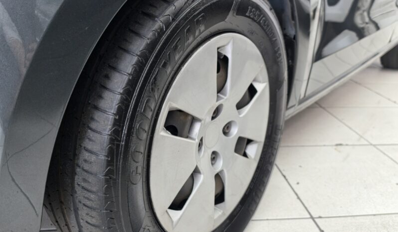 
								Volkswagen Up! 1.0 12v E-Flex move up! 4p full									