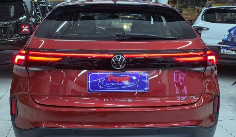 
								Volkswagen Nivus Highline 200 TSI full									