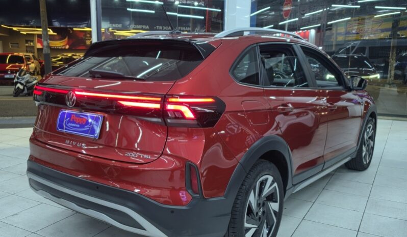 
								Volkswagen Nivus Highline 200 TSI full									