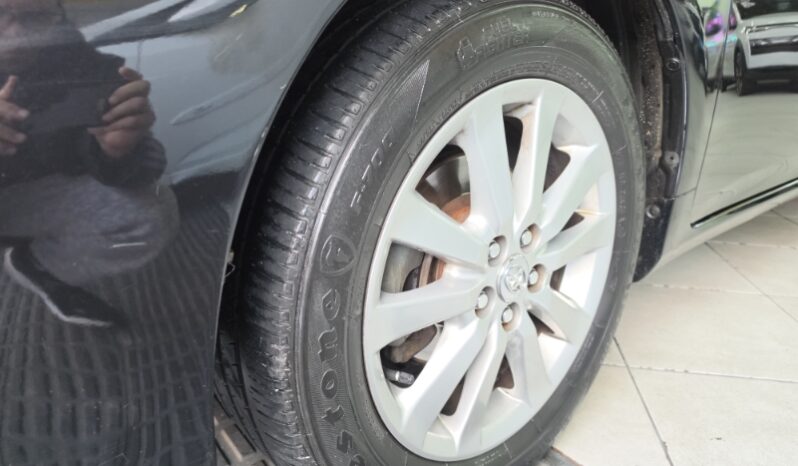 
								Toyota Corolla Sedan SEG 1.8 16V (flex) (aut) full									