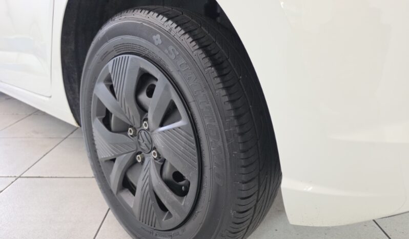 
								Volkswagen Polo Track 1.0 Flex 12V 5p full									