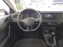 
										Volkswagen Polo Track 1.0 Flex 12V 5p full									