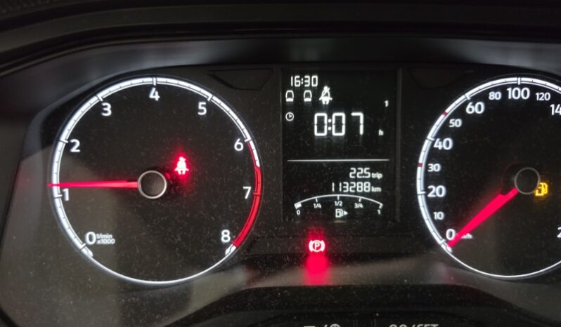
								Volkswagen Polo Track 1.0 Flex 12V 5p full									