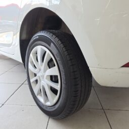 Renault Sandero Expression 1.0 12V SCe (Flex)