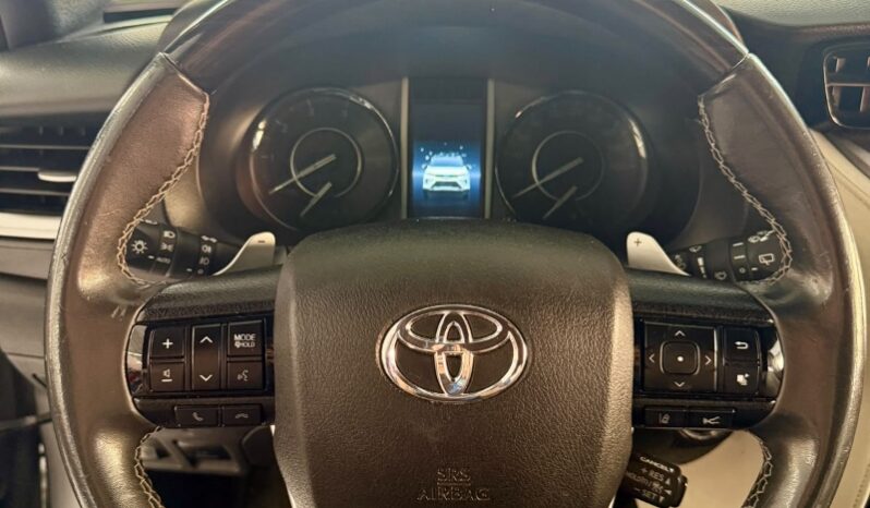 
								Toyota SW4 Diamond  2.8 turbodiesel 7L 4×4 (Aut) full									