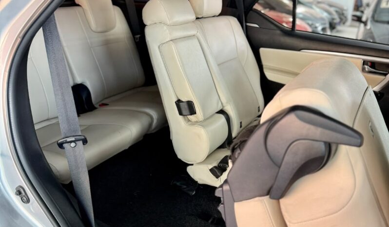 
								Toyota SW4 Diamond  2.8 turbodiesel 7L 4×4 (Aut) full									