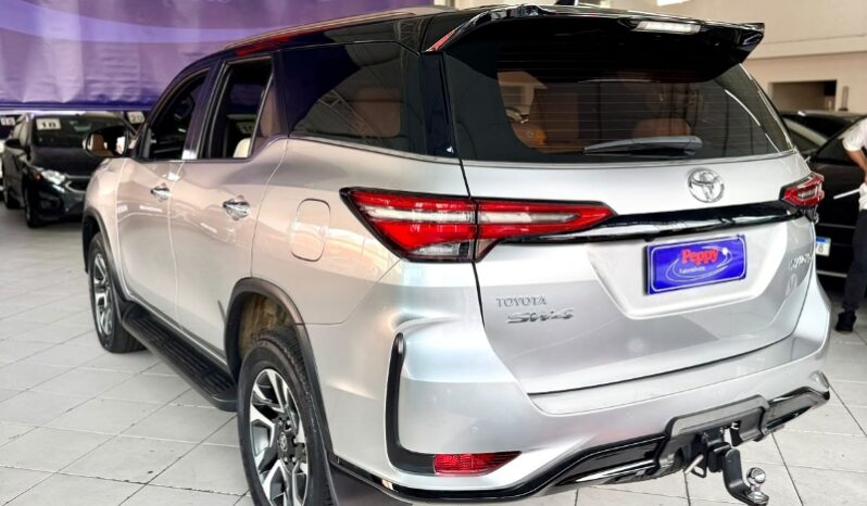 
								Toyota SW4 Diamond  2.8 turbodiesel 7L 4×4 (Aut) full									
