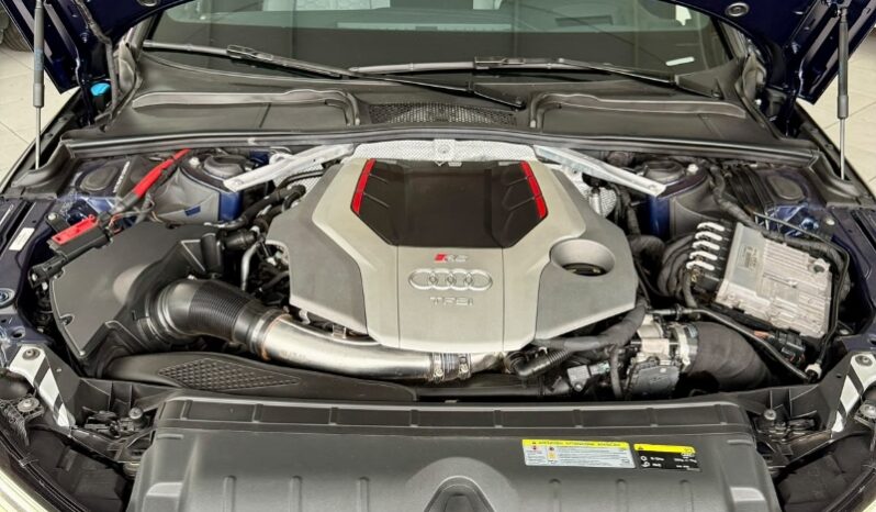 
								Audi RS4 2.9 TFSI Avant Tiptronic quattro full									