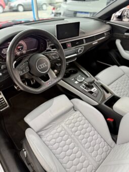 
										Audi RS4 2.9 TFSI Avant Tiptronic quattro full									