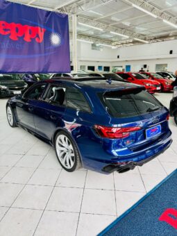 
										Audi RS4 2.9 TFSI Avant Tiptronic quattro full									