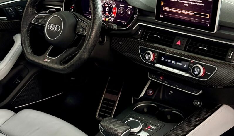 
								Audi RS4 2.9 TFSI Avant Tiptronic quattro full									
