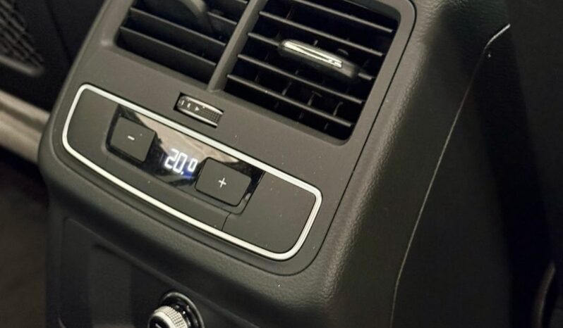 
								Audi RS4 2.9 TFSI Avant Tiptronic quattro full									